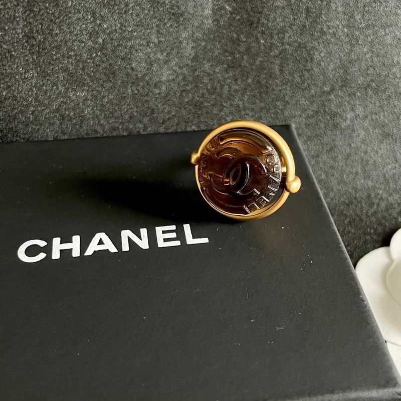Chanel ring 05yxh11